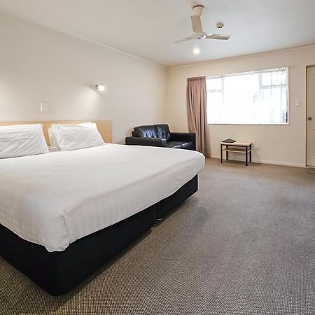 Captain Cook Motor Lodge Gisborne Exterior photo