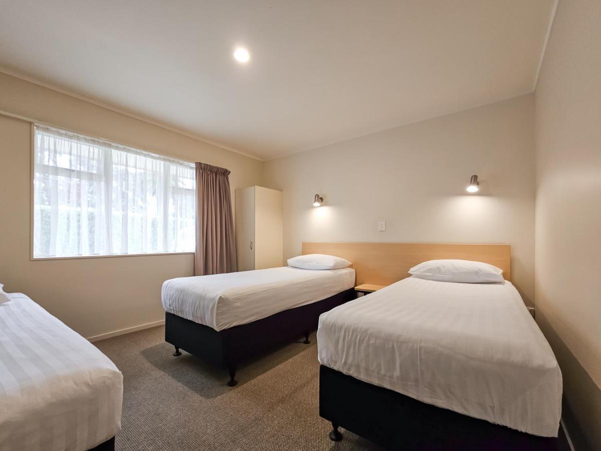 Captain Cook Motor Lodge Gisborne Exterior photo