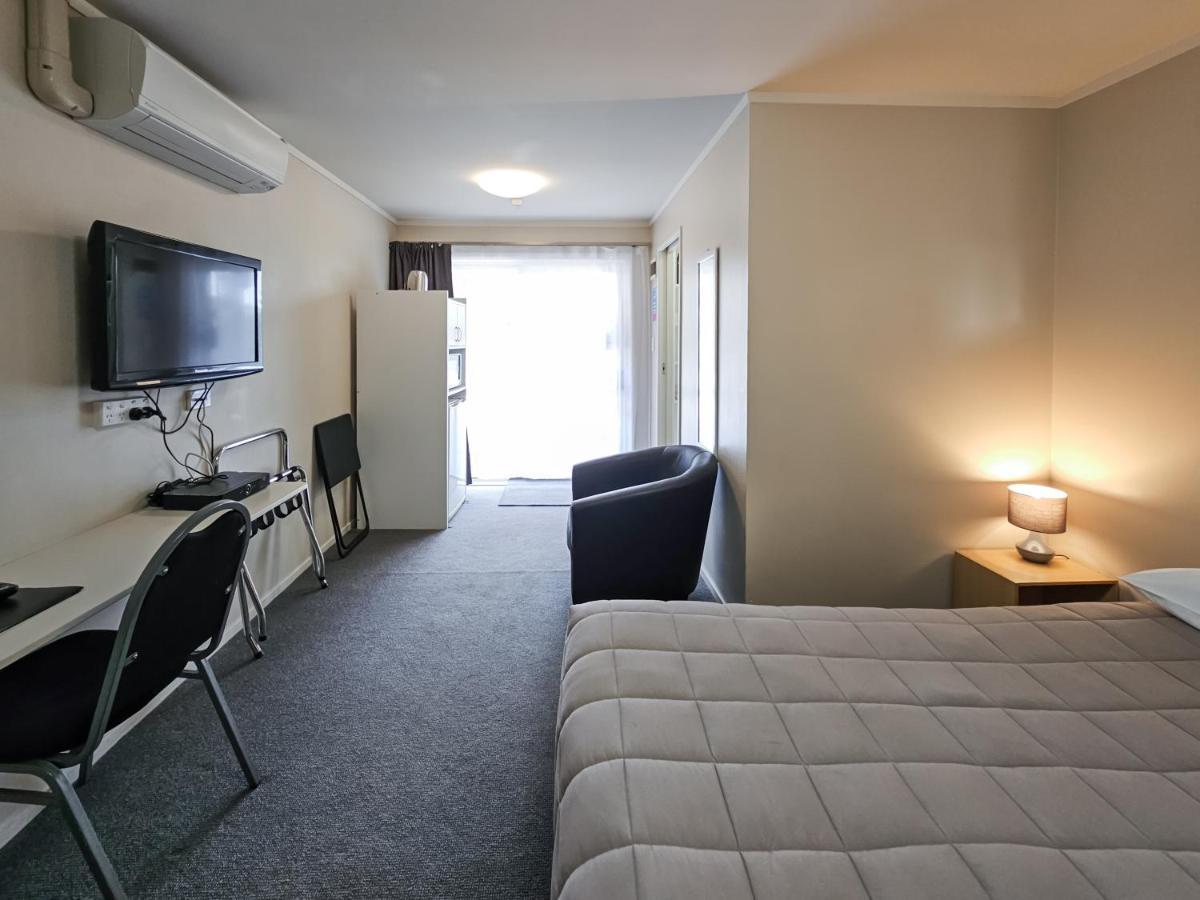 Captain Cook Motor Lodge Gisborne Exterior photo