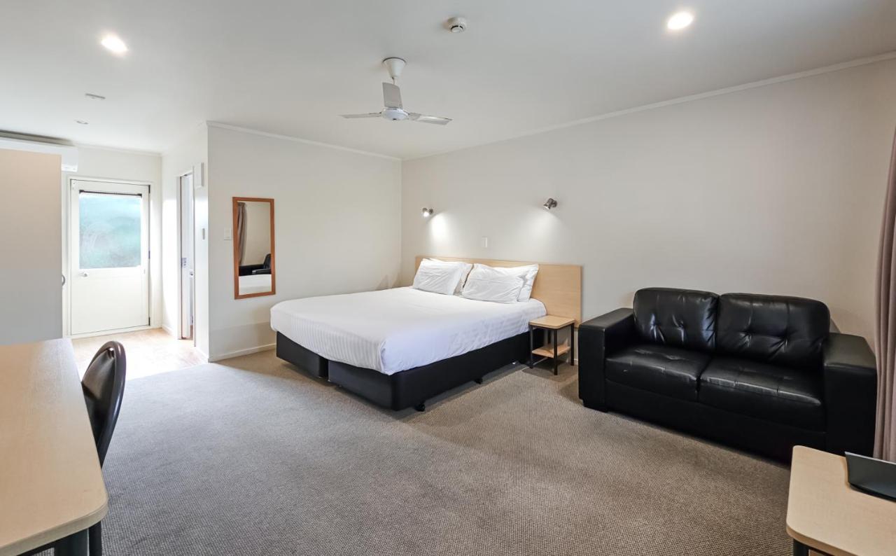 Captain Cook Motor Lodge Gisborne Exterior photo