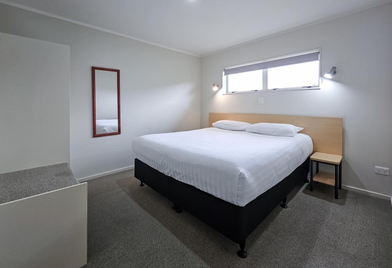 Captain Cook Motor Lodge Gisborne Exterior photo