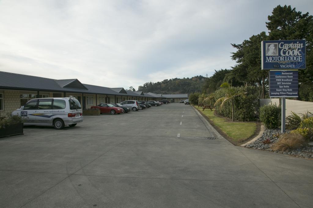 Captain Cook Motor Lodge Gisborne Exterior photo